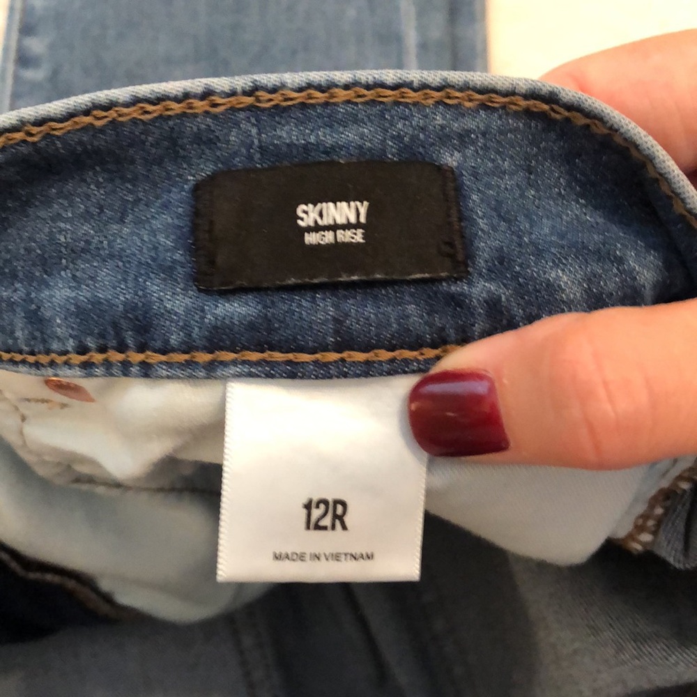 Express High Ride Skinny Jean - Picture 4 of 5